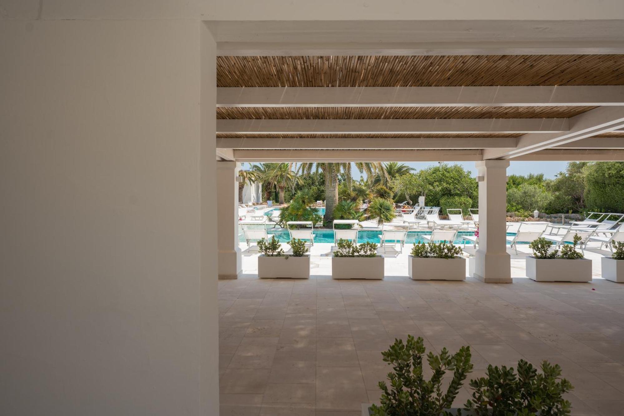 Ostuni Rosa Marina Resort Exterior foto