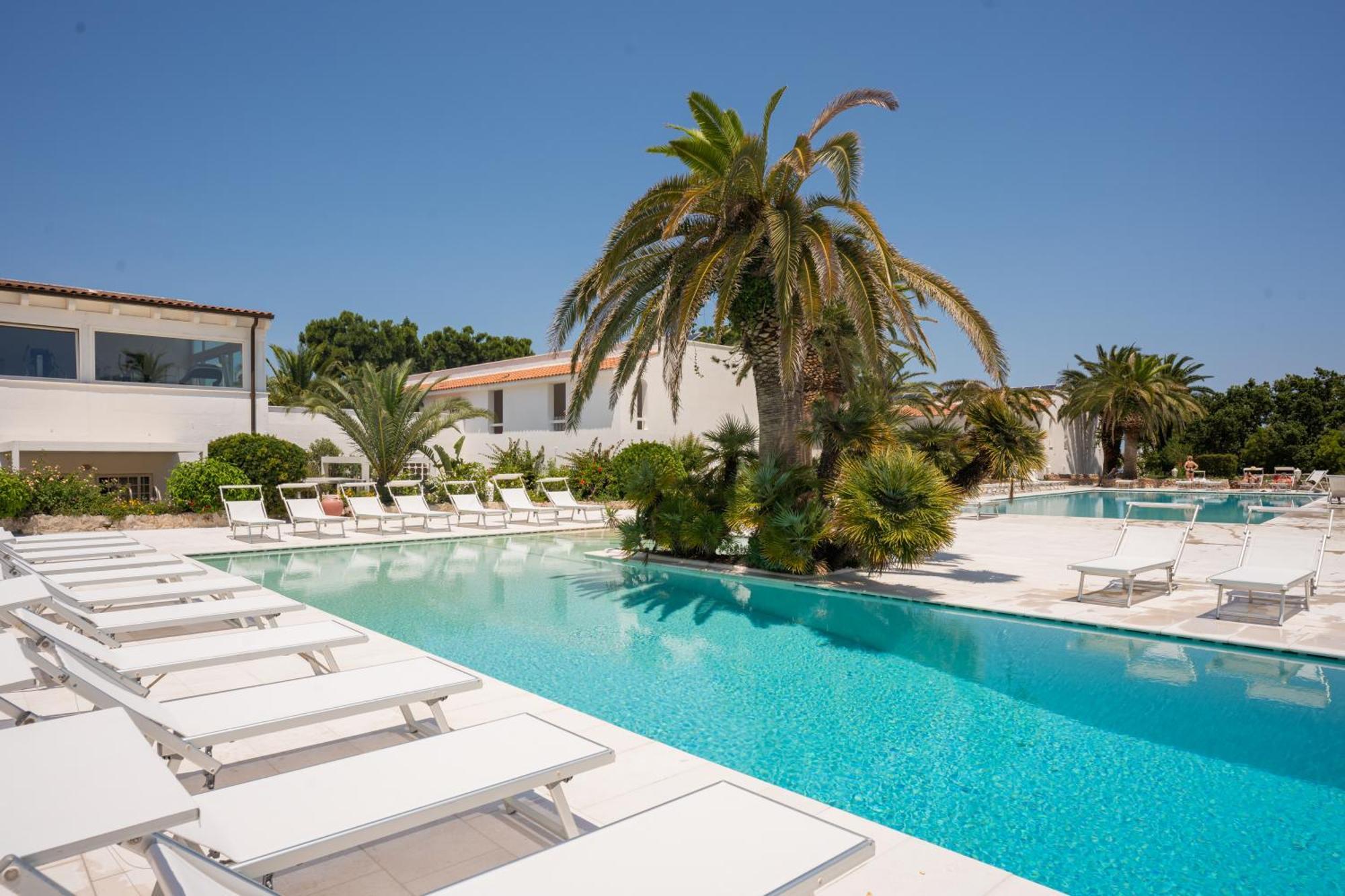 Ostuni Rosa Marina Resort Exterior foto